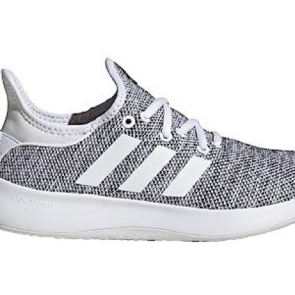 adidas Women Cloudfoam Pure Sneaker Right heel spot White/Black 11 Gently Worn